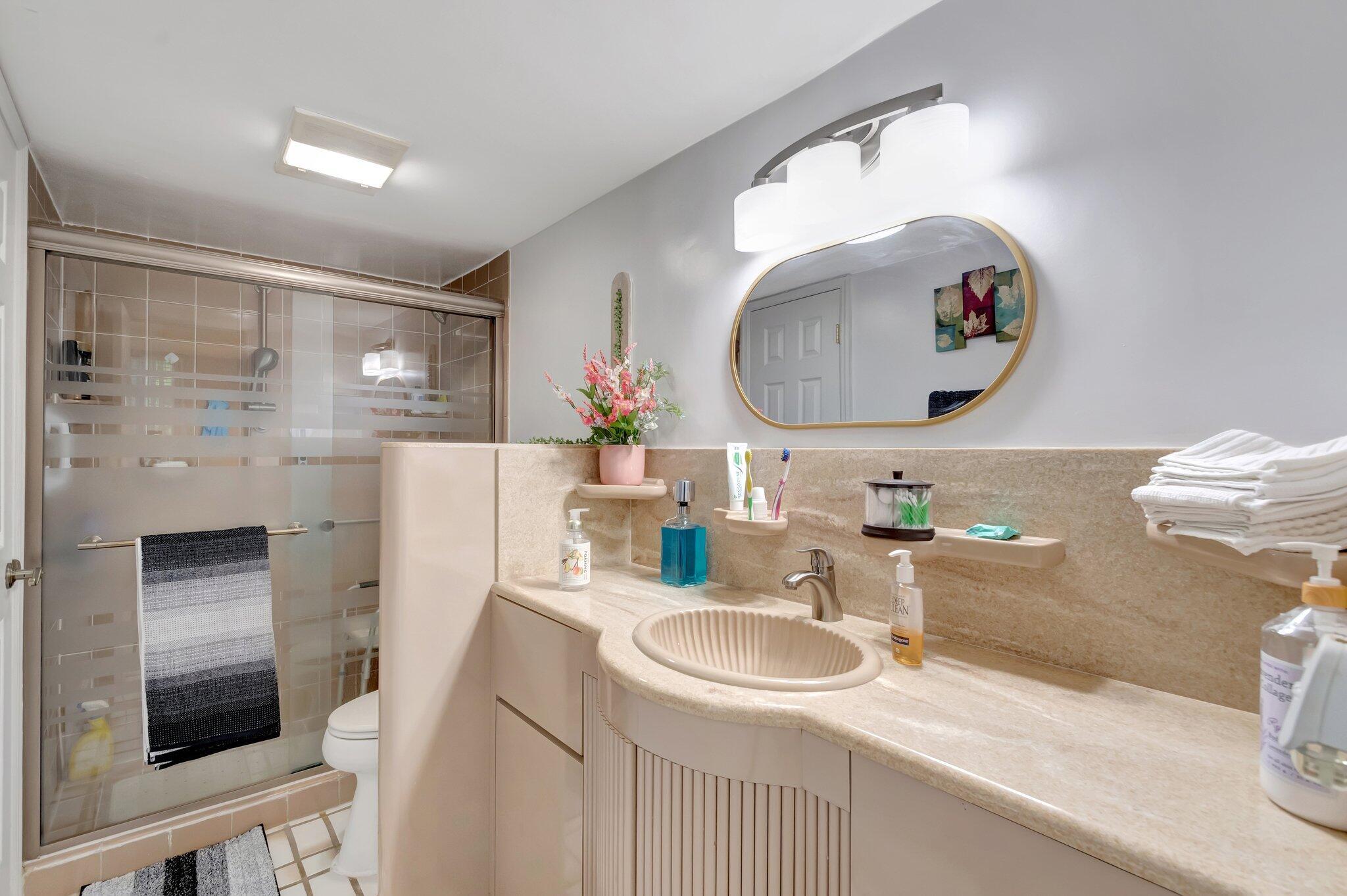 FOUNTAINS OF PALM BEACH CONDO 5 - Residential