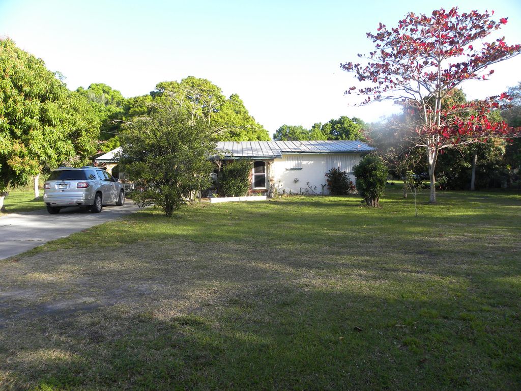 Photo of 4500 Edwards Road, Fort Pierce, FL 34981 (MLS # R10957952)
