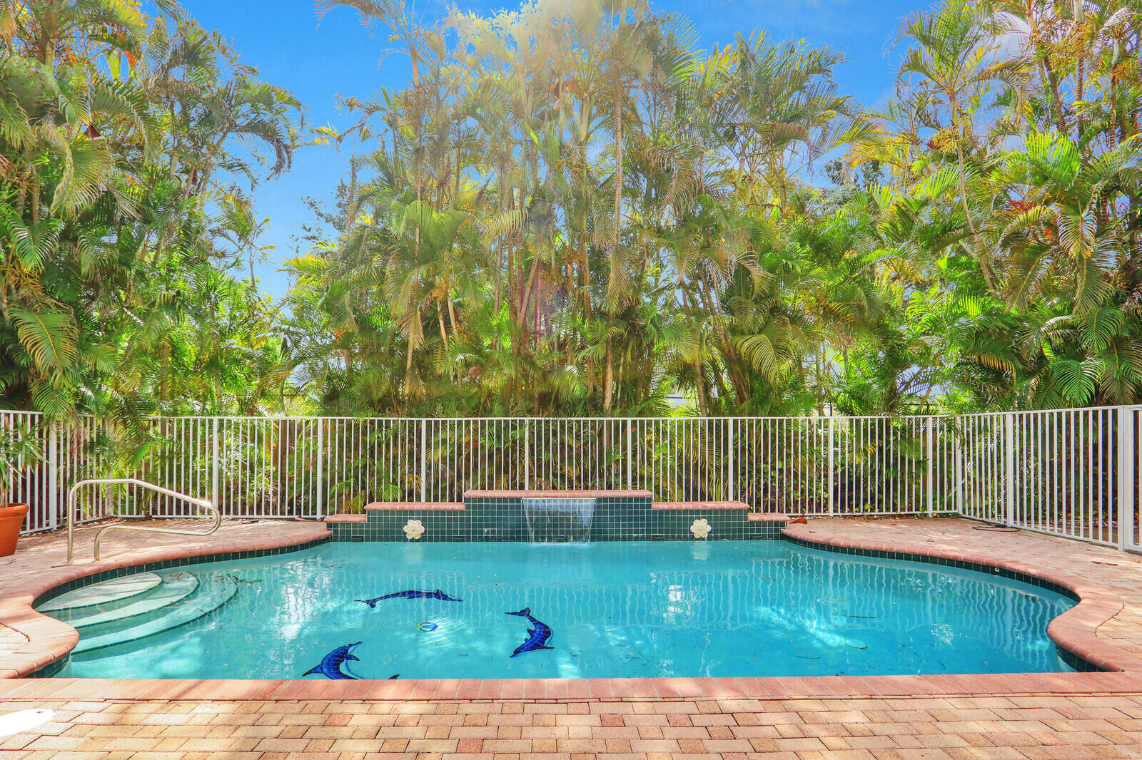 PALMS AT ATLANTIS - Residential Lease