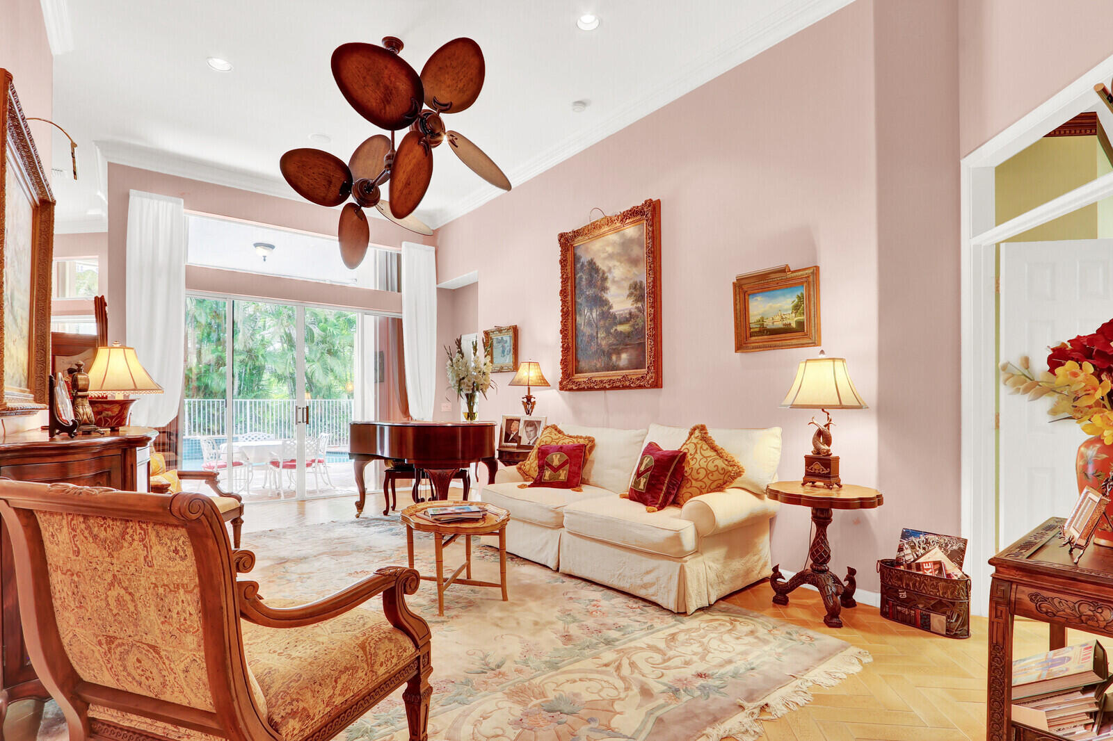 View photos, virtual tours, details... 116 Palm Circle
