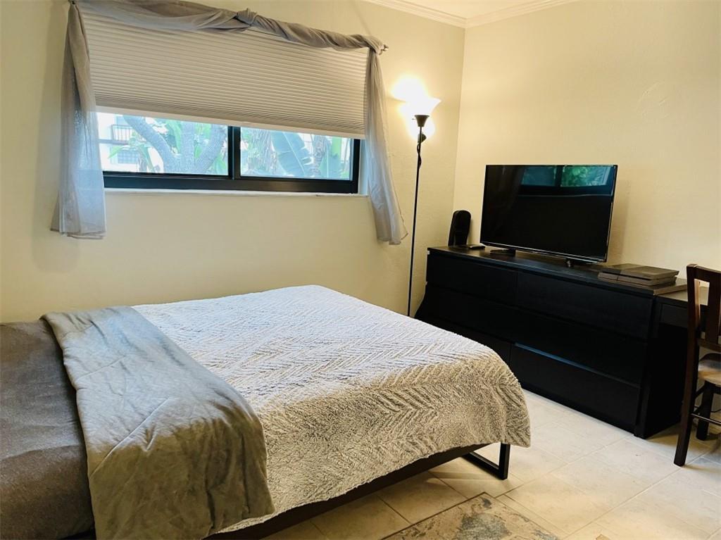 Country Squire Townhomes - Residential