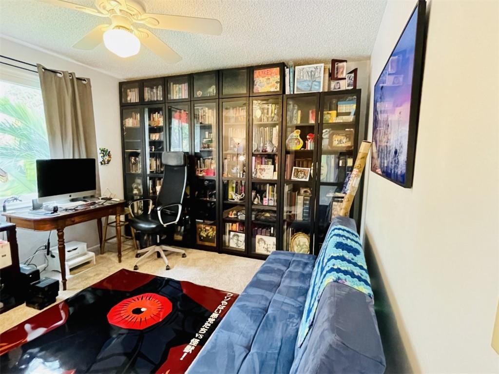 Country Squire Townhomes - Residential
