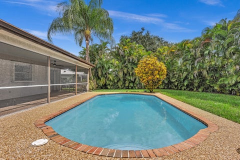 Tiny photo for 8866 NW 2ND Place, Coral Springs, FL 33071 (MLS # B26087037)