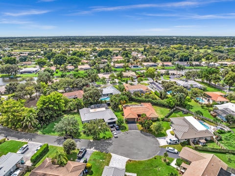 Tiny photo for 8866 NW 2ND Place, Coral Springs, FL 33071 (MLS # B26087037)