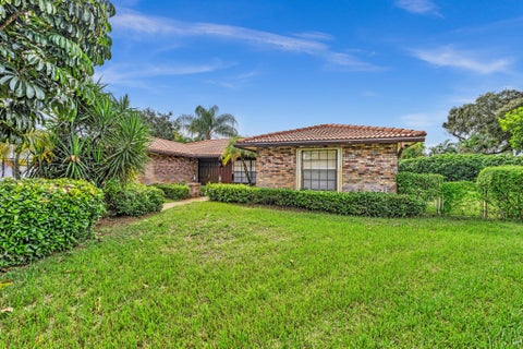 Tiny photo for 8866 NW 2ND Place, Coral Springs, FL 33071 (MLS # B26087037)