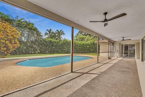 Tiny photo for 8866 NW 2ND Place, Coral Springs, FL 33071 (MLS # B26087037)