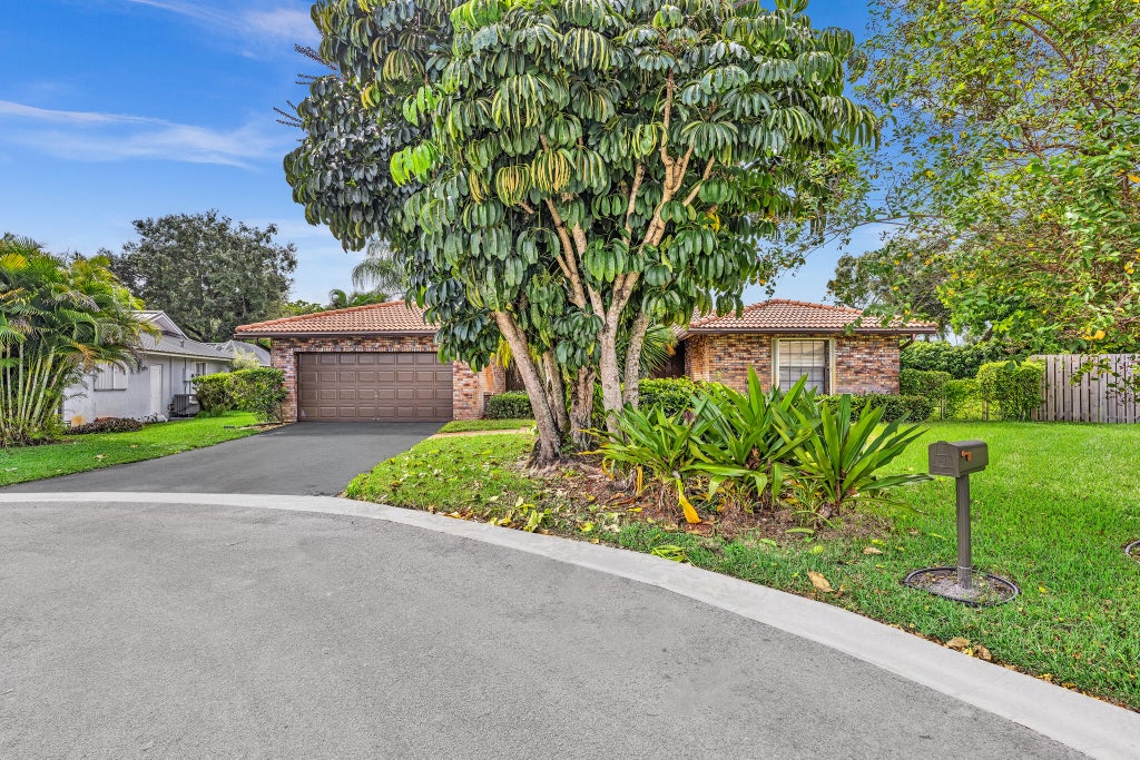 Photo of 8866 NW 2ND Place, Coral Springs, FL 33071 (MLS # B26087037)