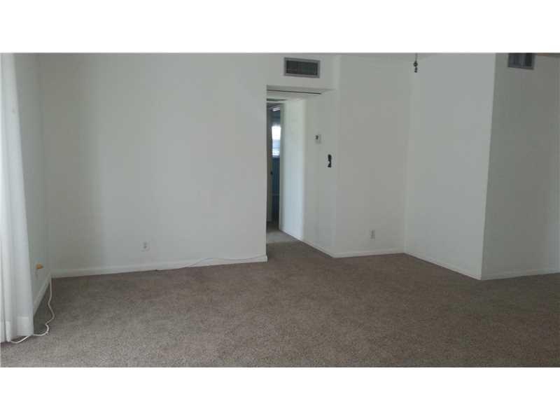 NORTH HAMPTON COURT CONDO - Residential Lease