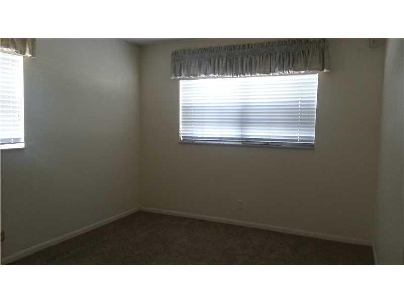 NORTH HAMPTON COURT CONDO - Residential Lease