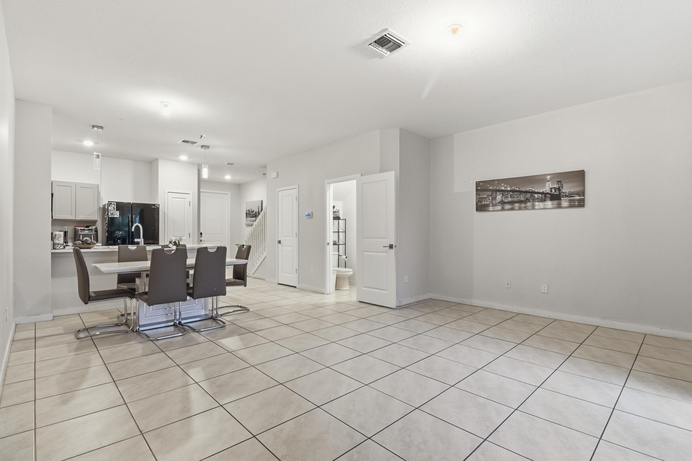 113 BANDOL Street