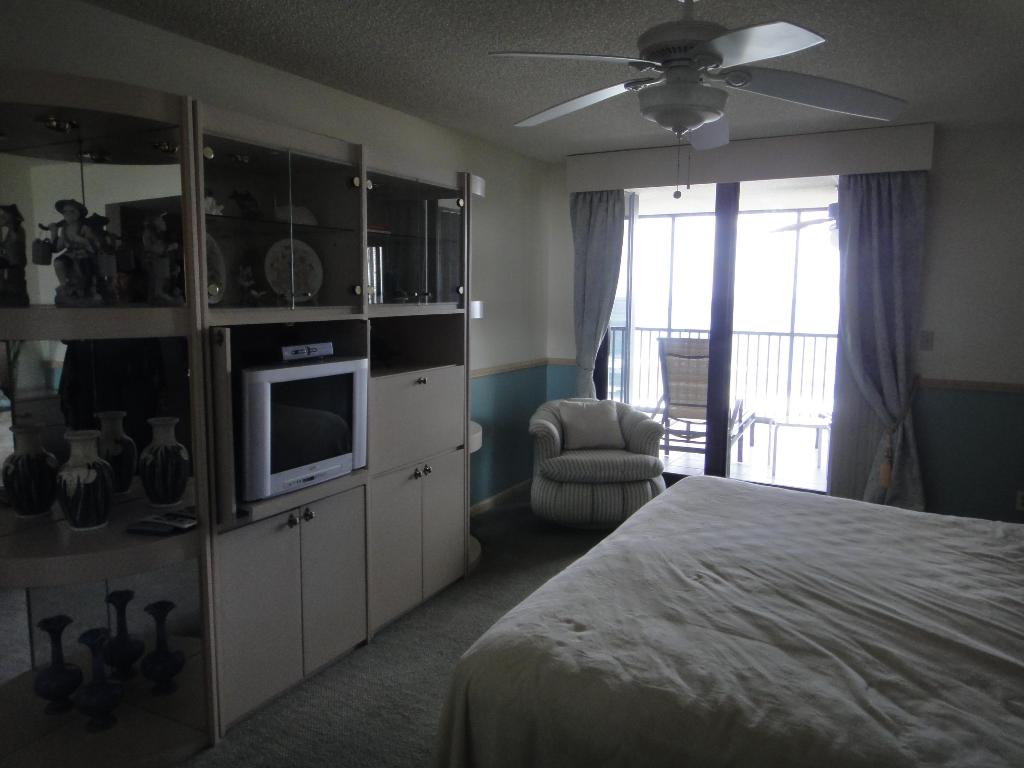CORONADO AT HIGHLAND BEACH CONDO - Residential Lease