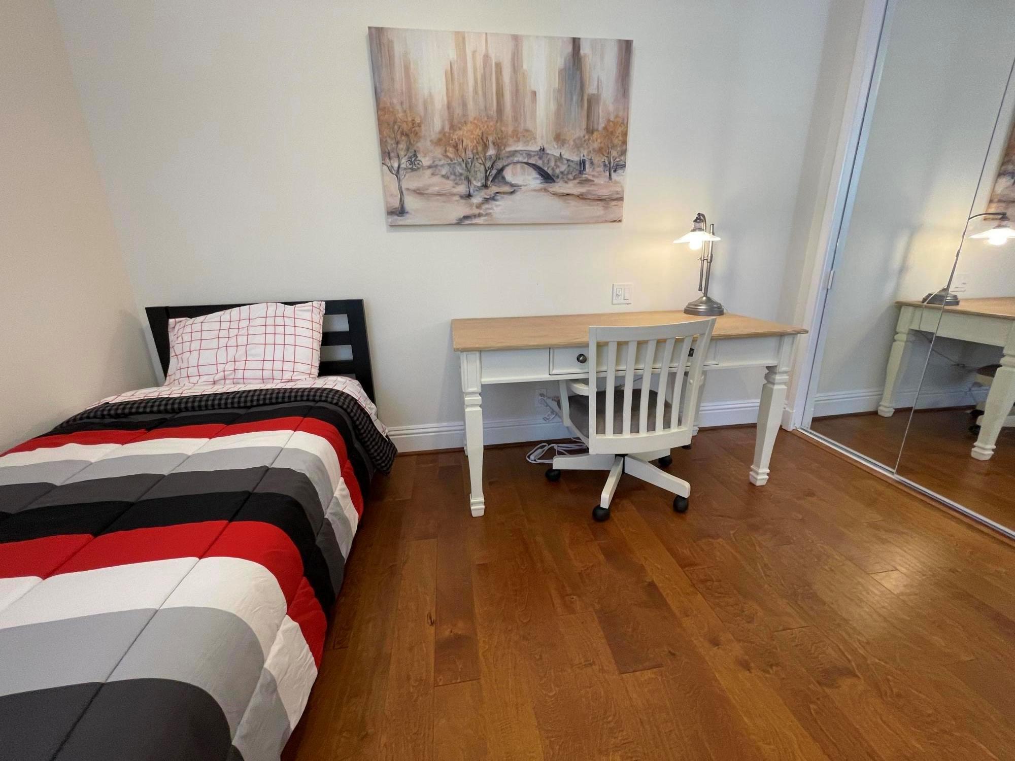 PGA RESORT COMMUNITY OF A - Residential Lease