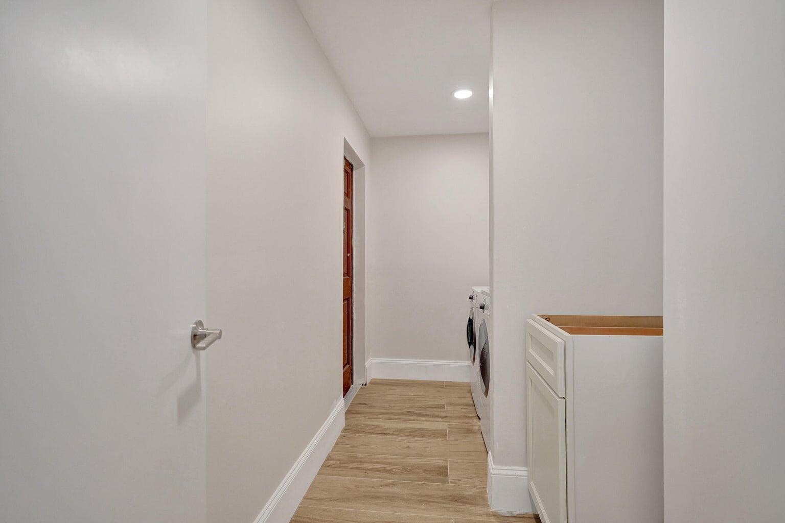 EASTWAY PARK - Residential