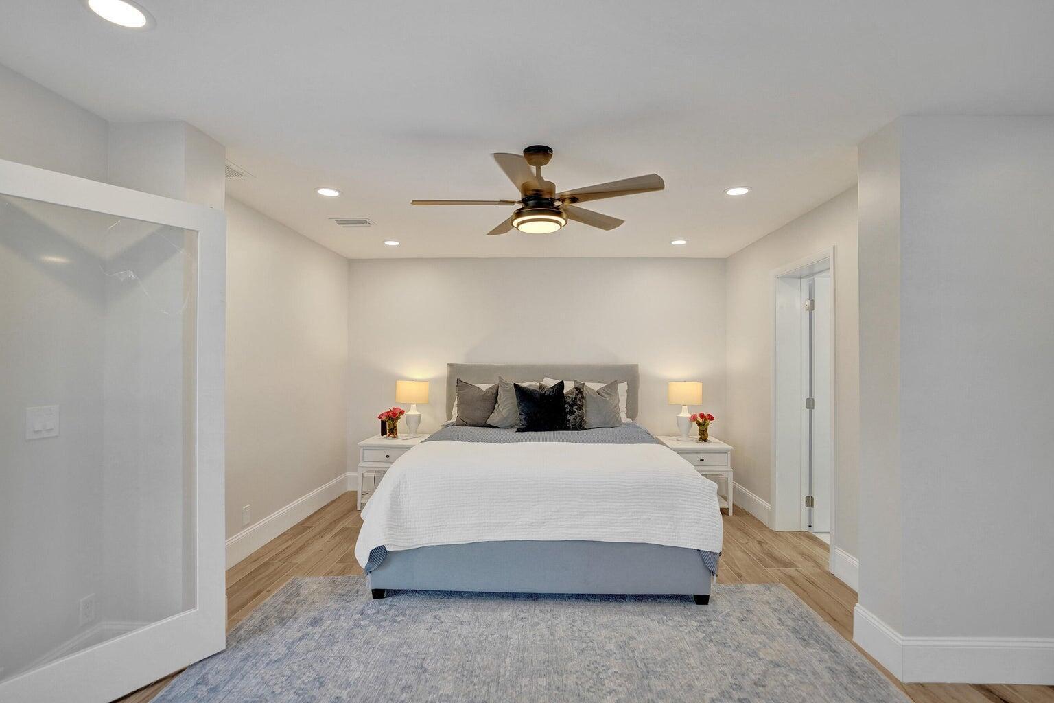 EASTWAY PARK - Residential