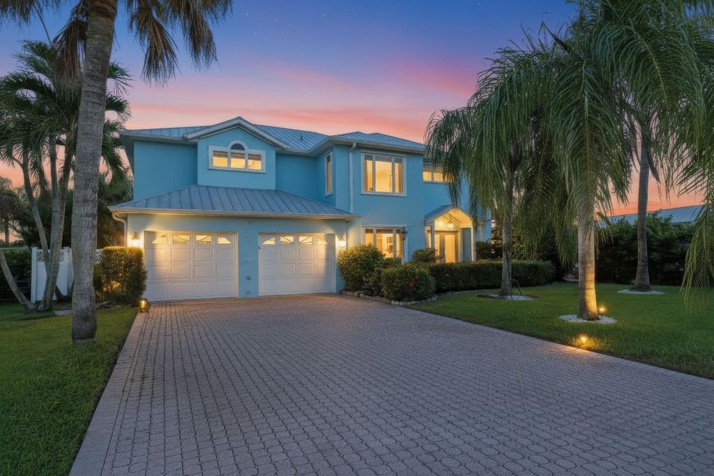 Photo of 1343 SW Seagull Way, Palm City, FL 34990 (MLS # F10531602)