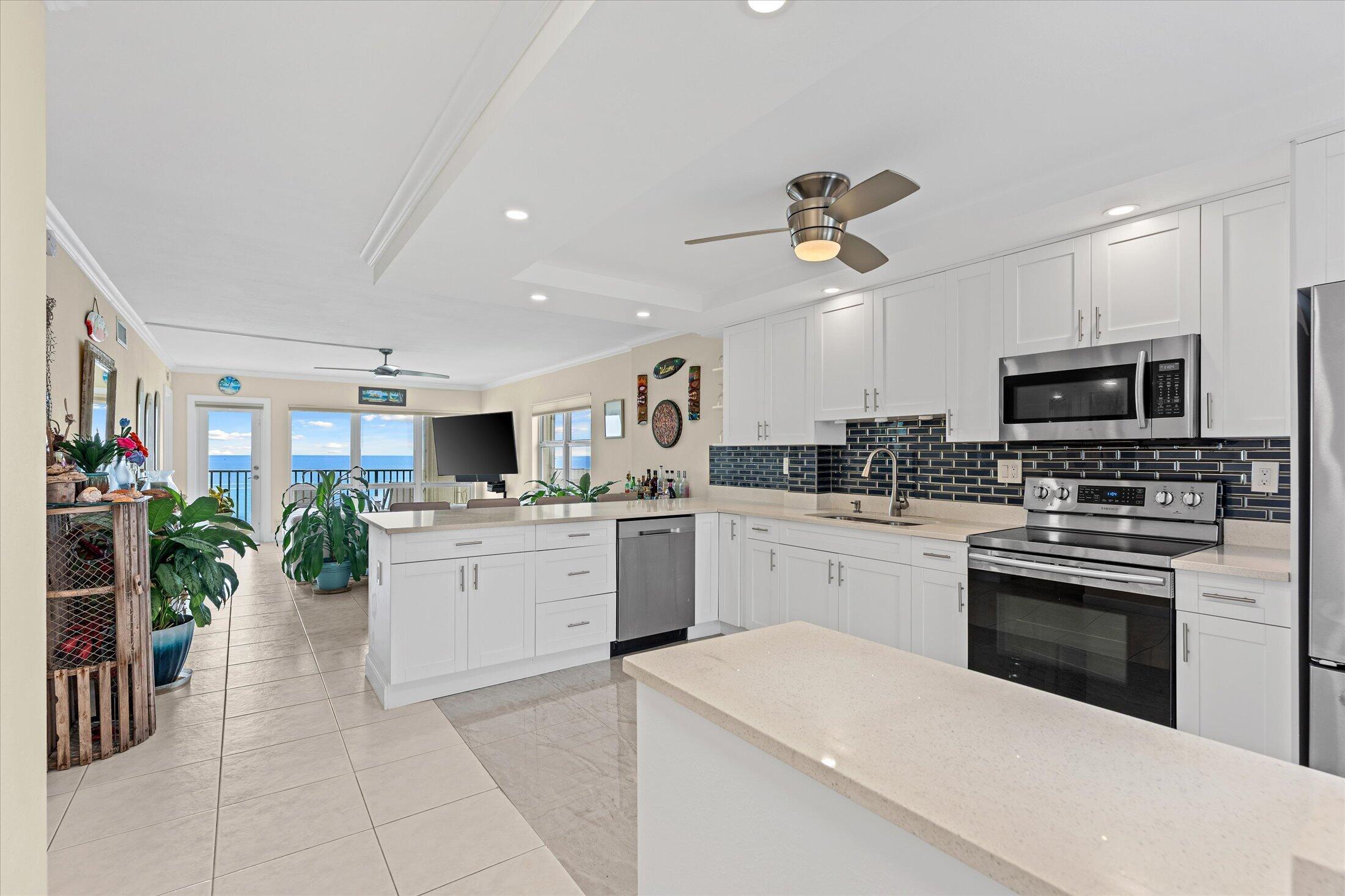 750 N Ocean Boulevard 710