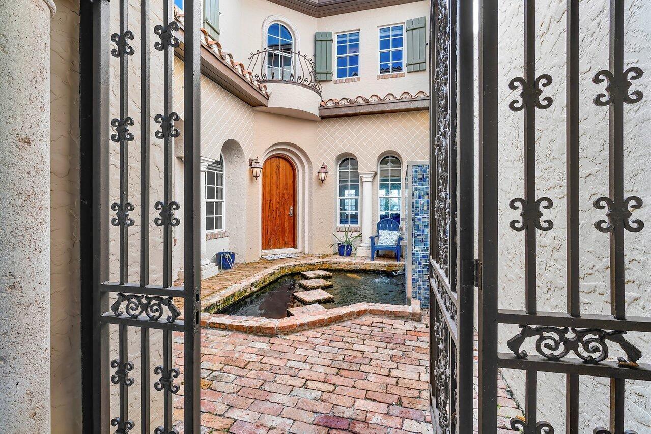 VIA MARINA - Residential