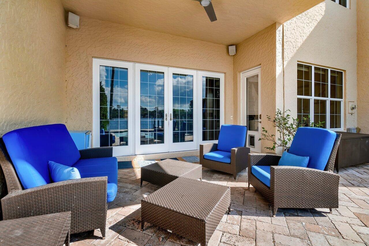 VIA MARINA - Residential