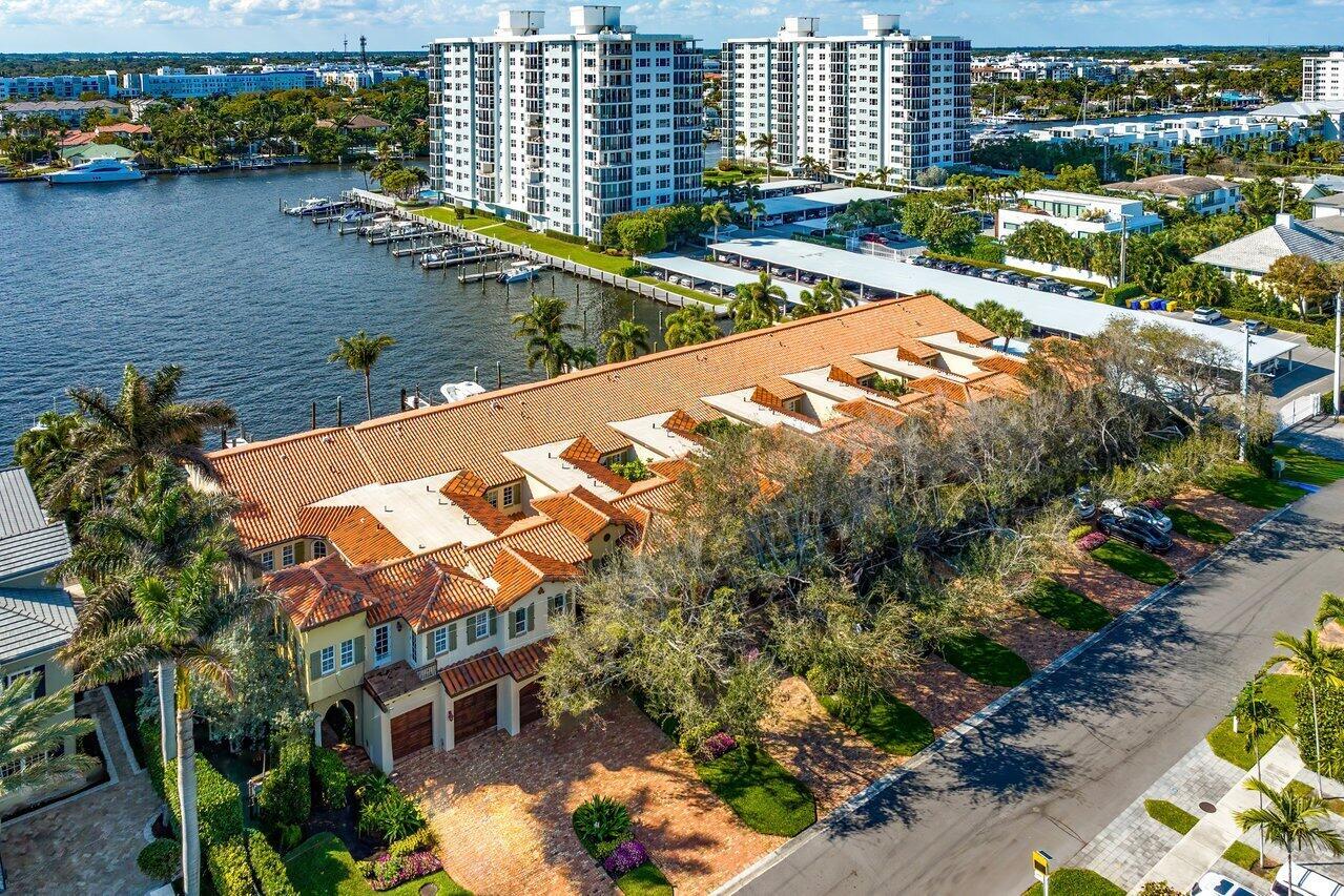 VIA MARINA - Residential