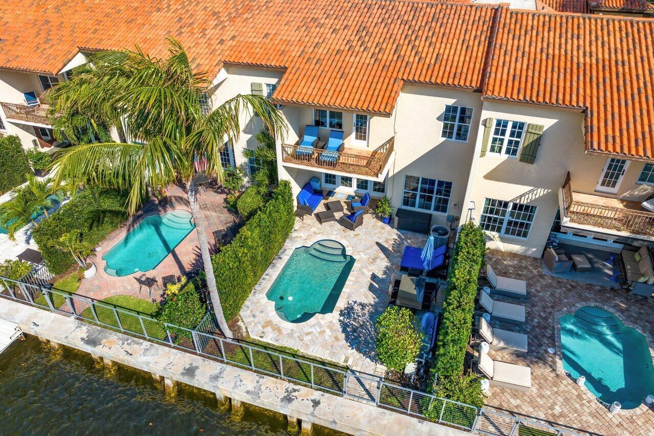 VIA MARINA - Residential