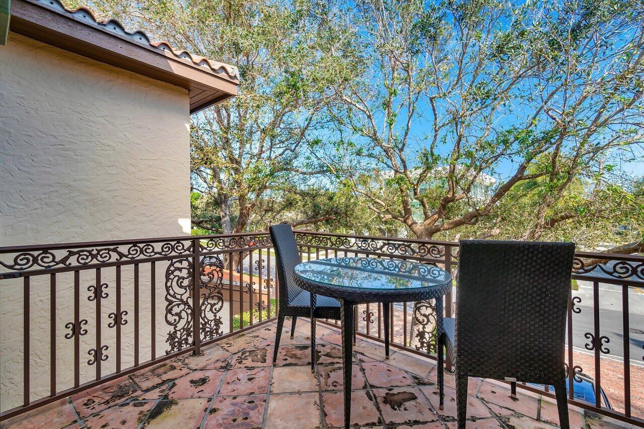 VIA MARINA - Residential