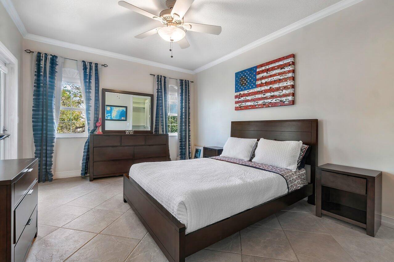 VIA MARINA - Residential