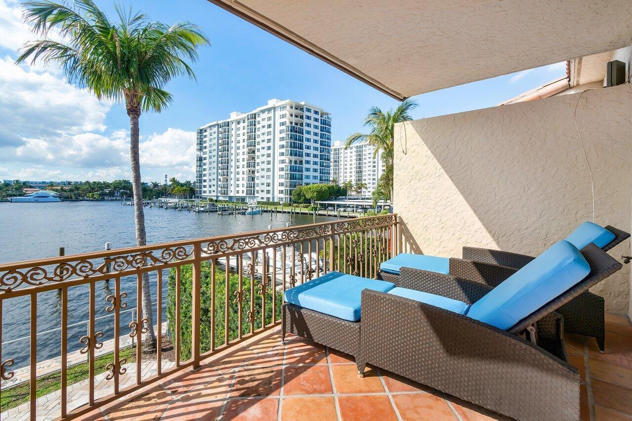 VIA MARINA - Residential