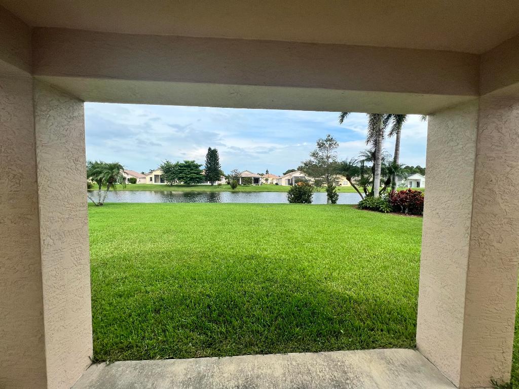 LAKE FOREST - Residential Lease