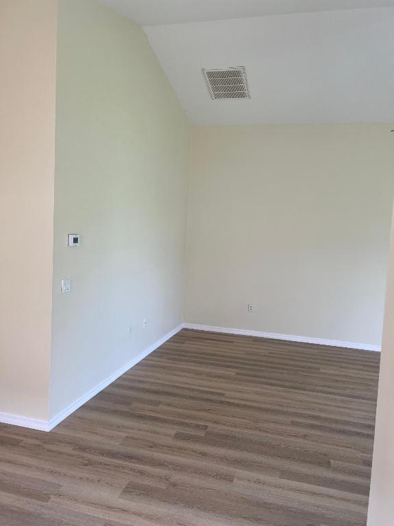 LAKE FOREST - Residential Lease