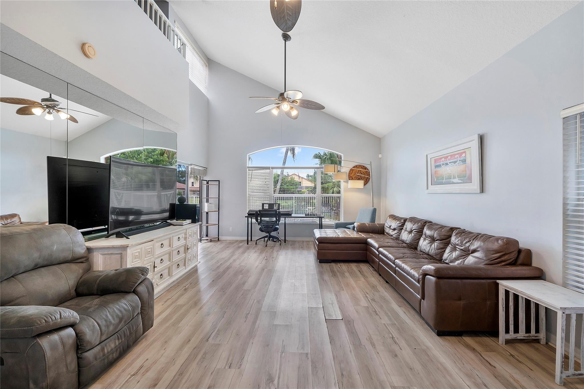 4020 Dorado Drive