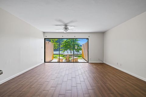 A home in Deerfield Beach