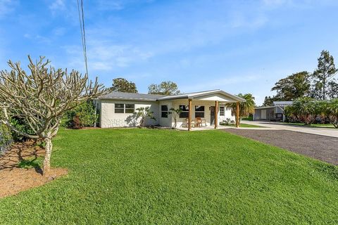 A home in Okeechobee