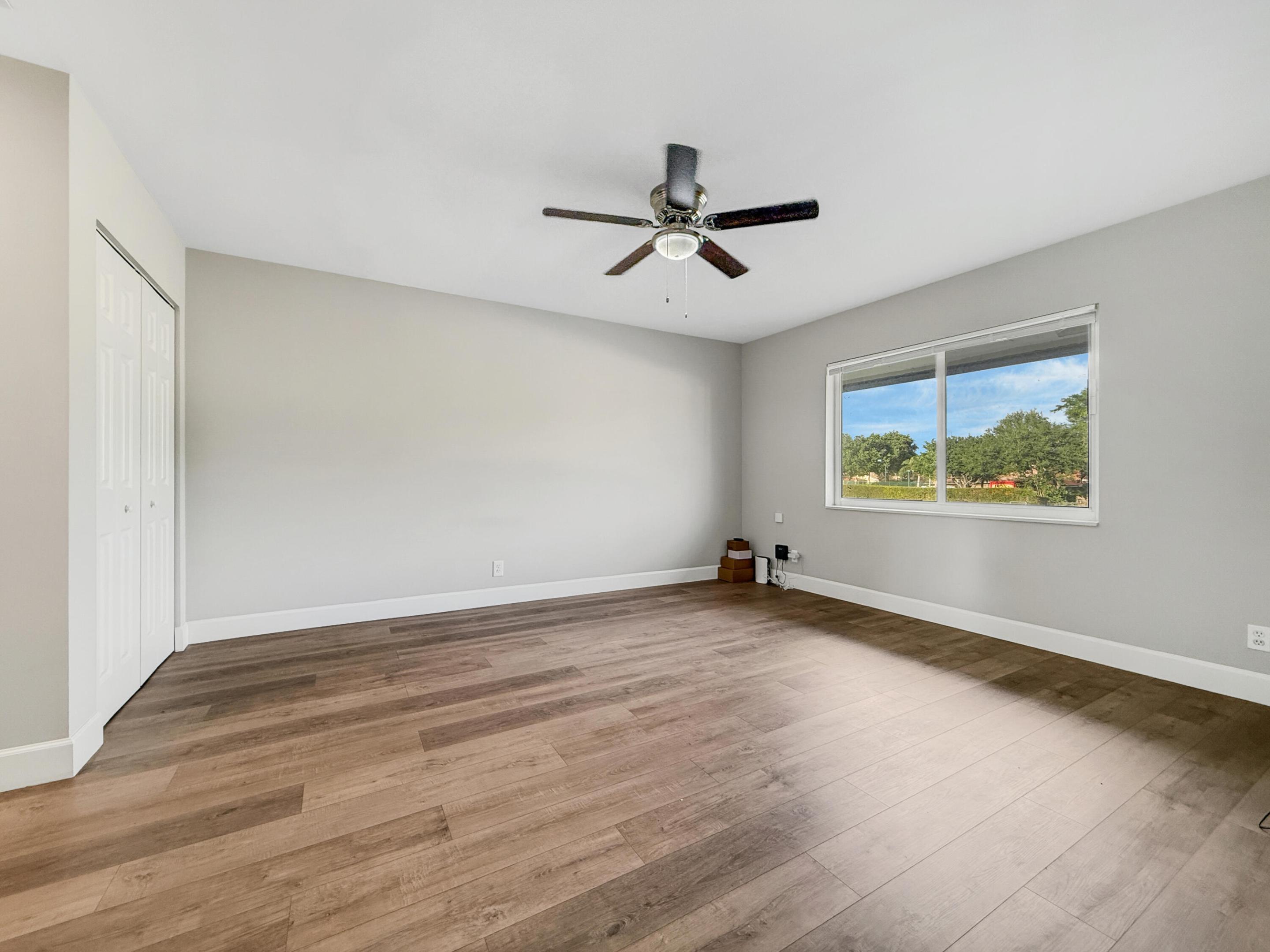 PALM GREENS AT VILLA DEL RAY CONDO II - Residential Lease