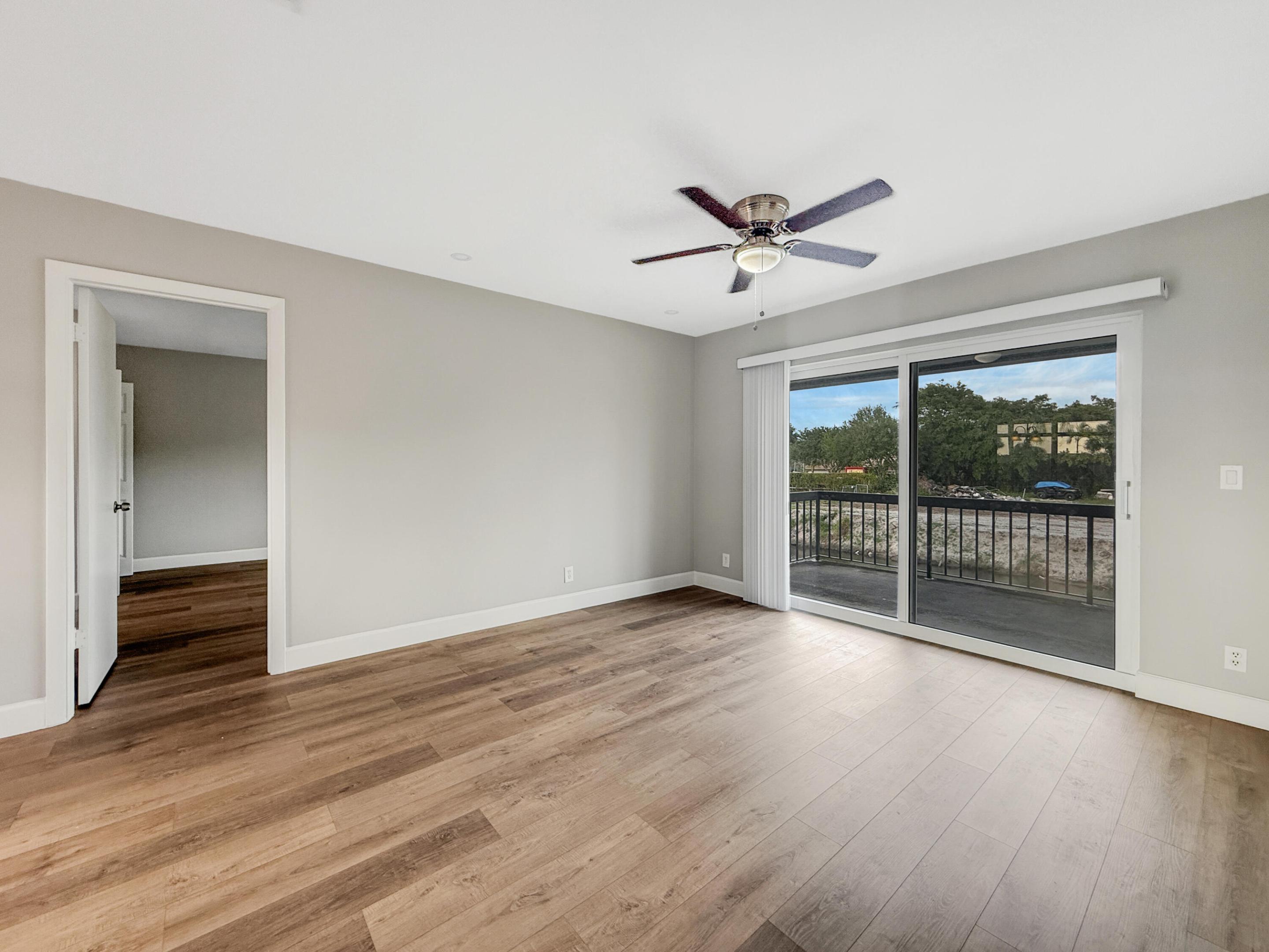 PALM GREENS AT VILLA DEL RAY CONDO II - Residential Lease