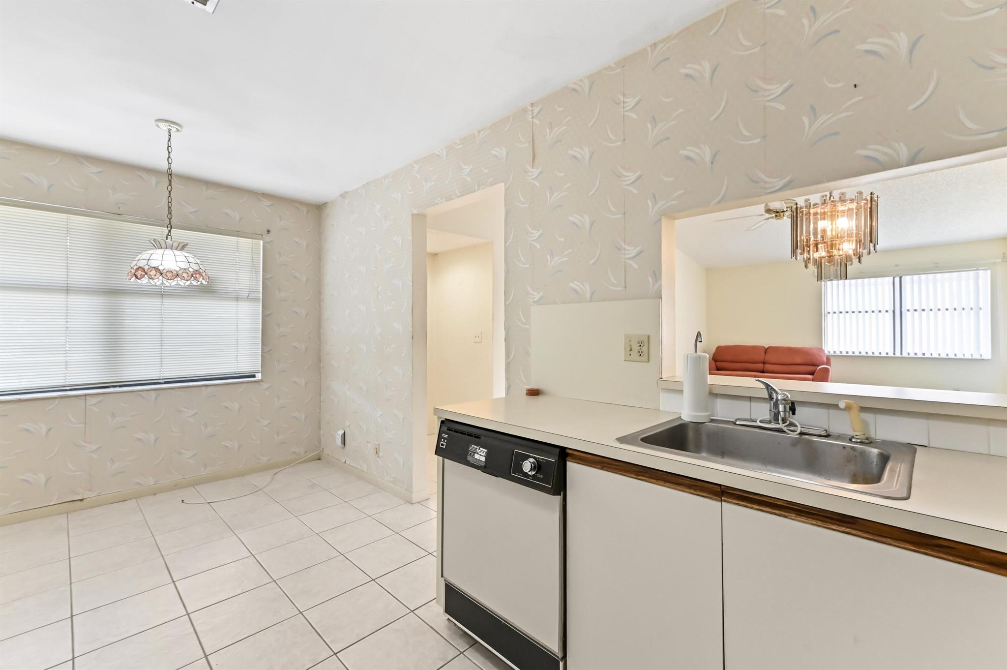 LUCERNE POINTE - Residential