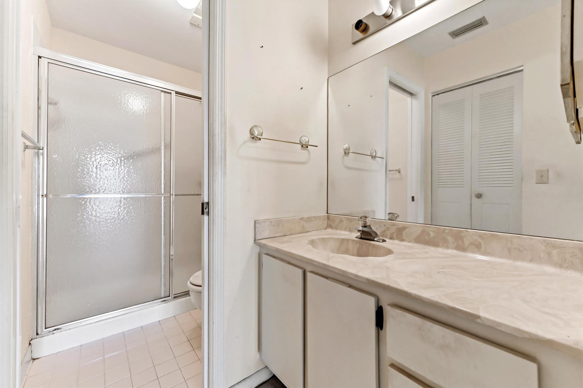 LUCERNE POINTE - Residential