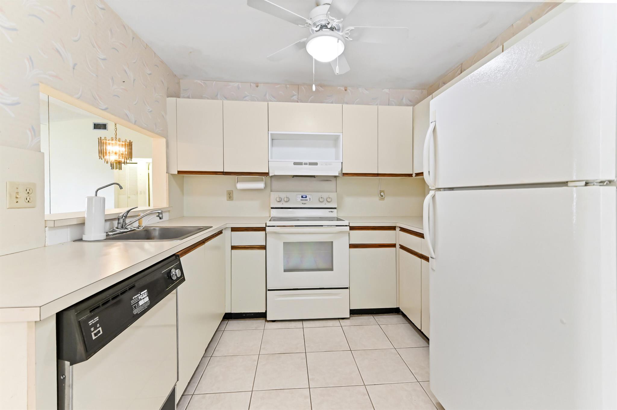 LUCERNE POINTE - Residential