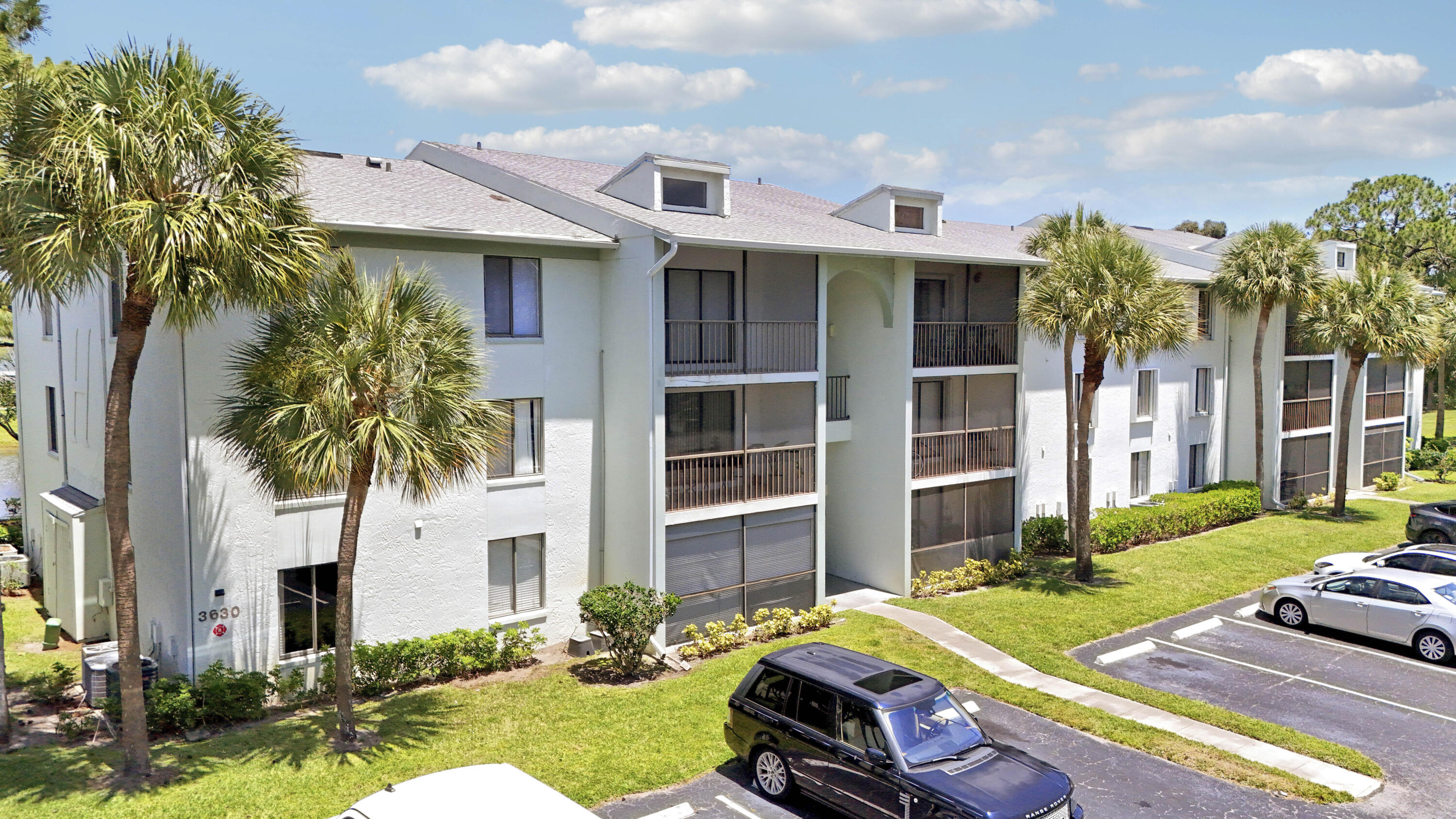 PALM CLUB WEST VILLAGE 1 CONDO - Residential
