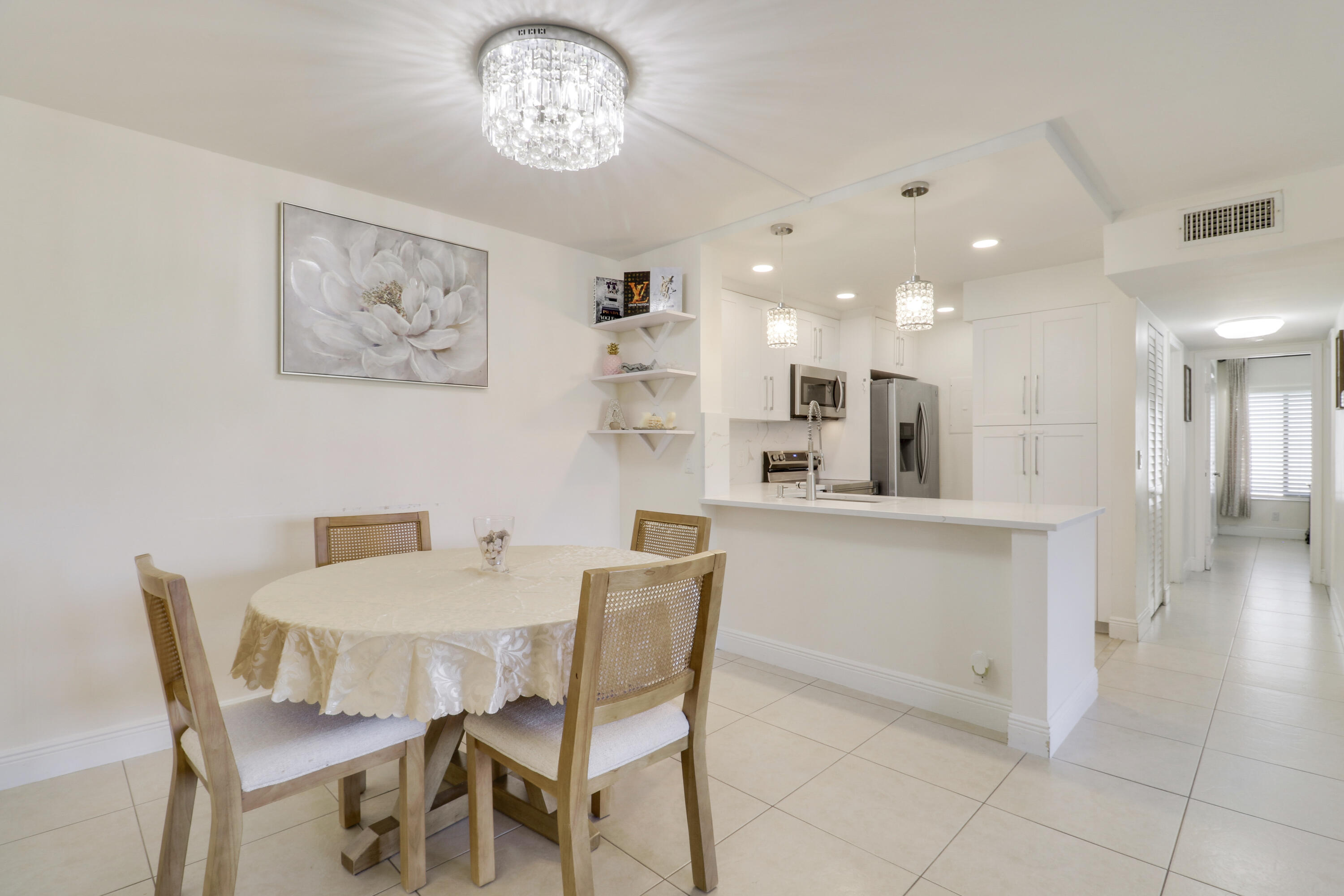 PALM CLUB WEST VILLAGE 1 CONDO - Residential