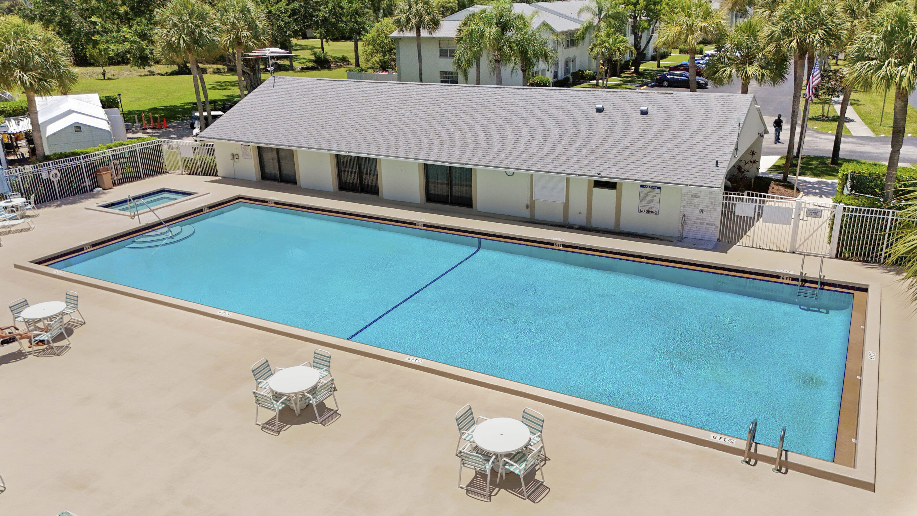 PALM CLUB WEST VILLAGE 1 CONDO - Residential