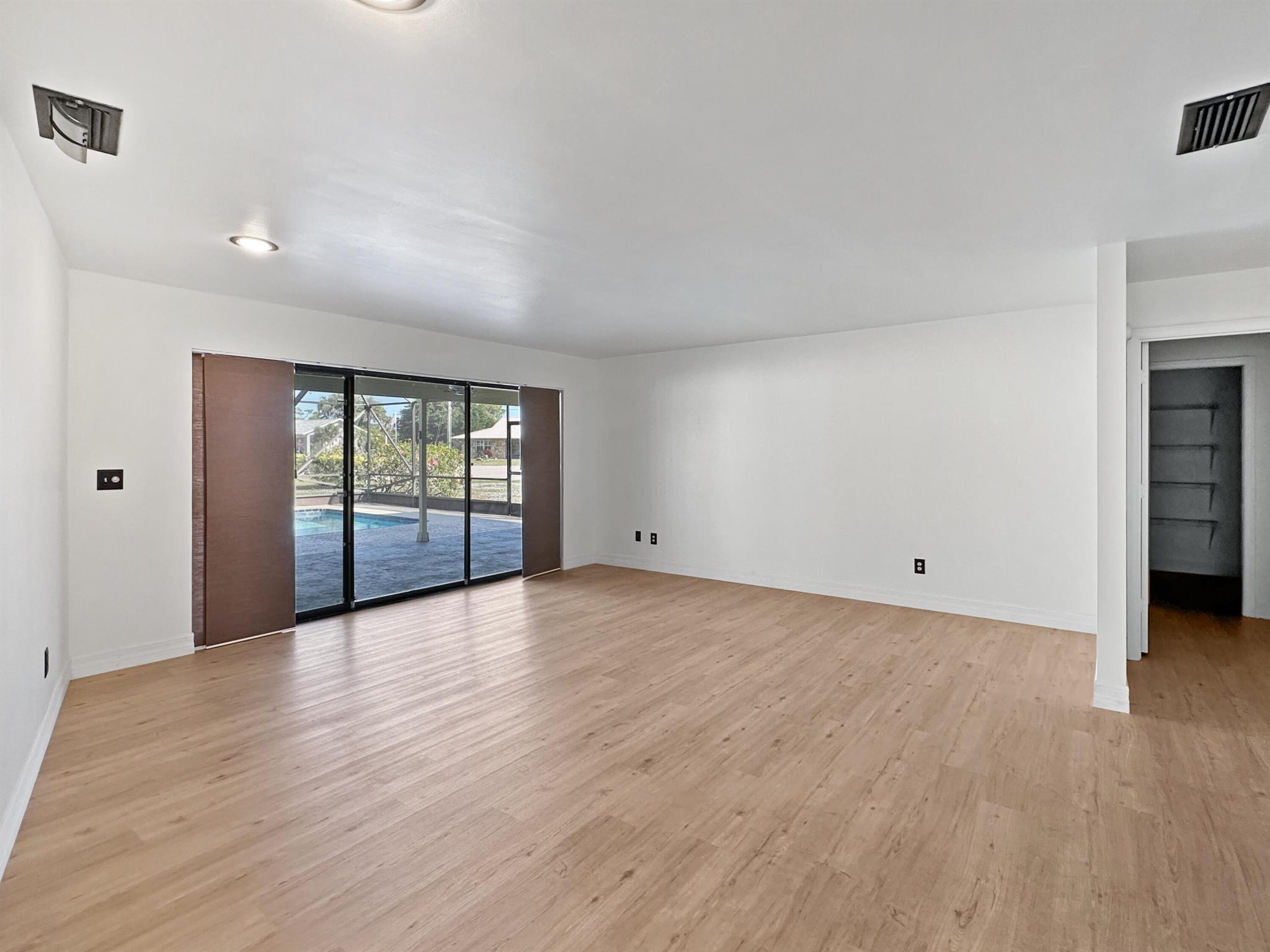 HOLIDAY PINES SUBDIVISION - Residential