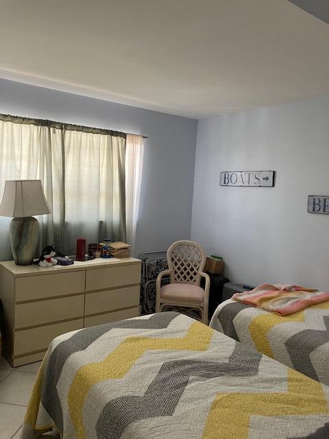 HILLSBORO IMPERIAL APTS C - Residential Lease