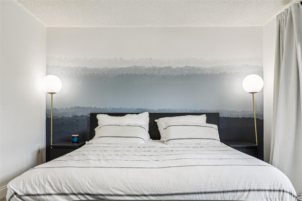 COUNTRY SQUIRE TOWNHOMES - Residential