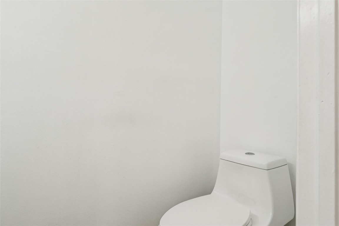 COUNTRY SQUIRE TOWNHOMES - Residential