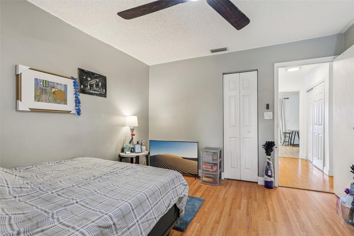 COUNTRY SQUIRE TOWNHOMES - Residential