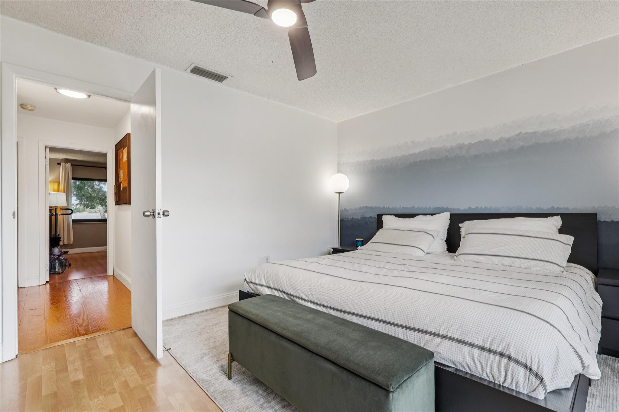 COUNTRY SQUIRE TOWNHOMES - Residential