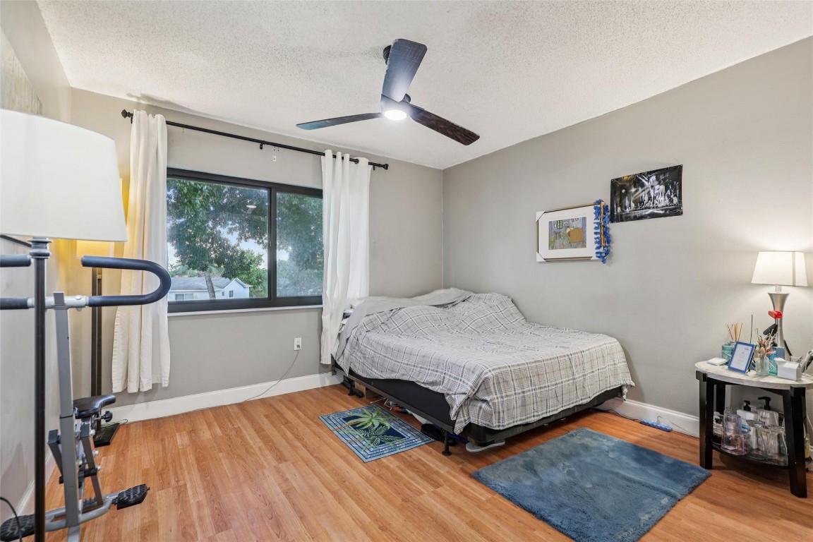 COUNTRY SQUIRE TOWNHOMES - Residential