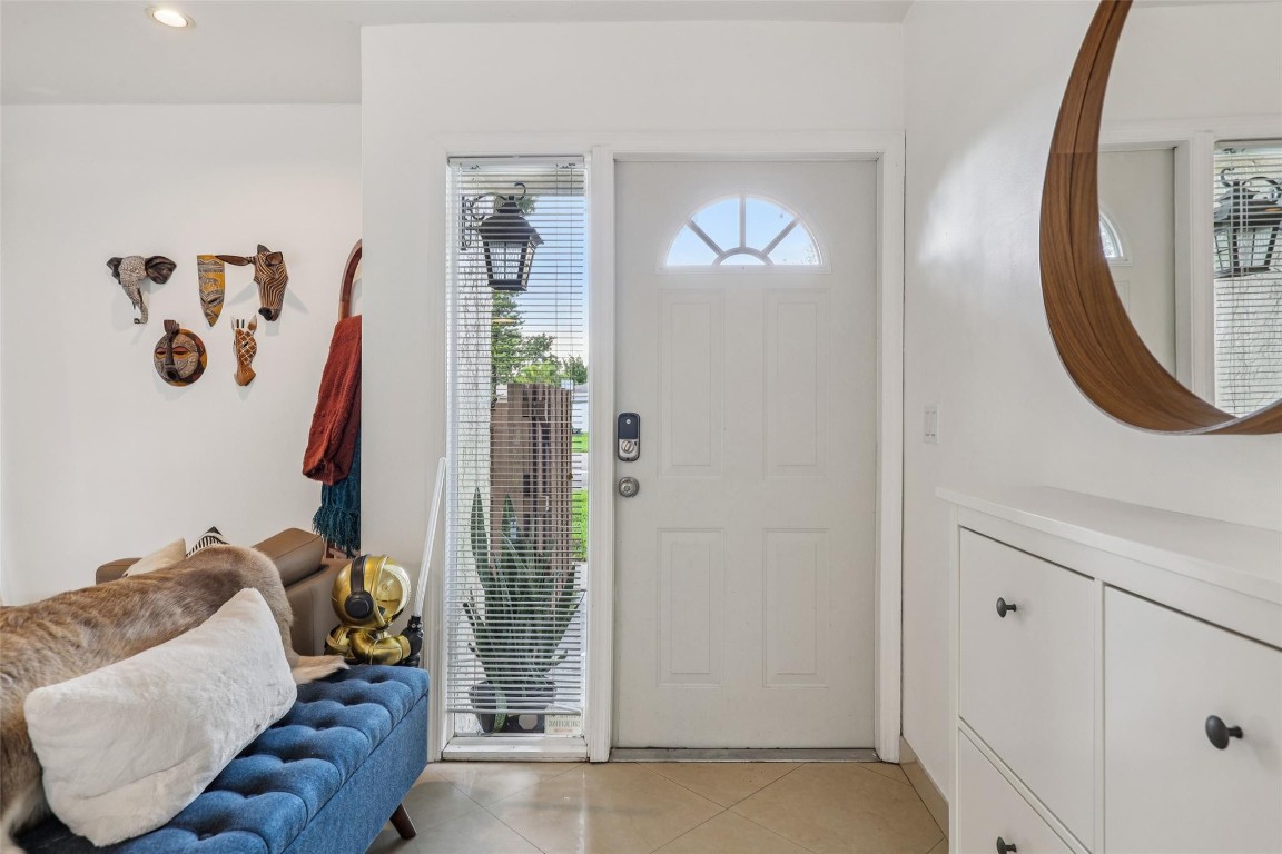 COUNTRY SQUIRE TOWNHOMES - Residential