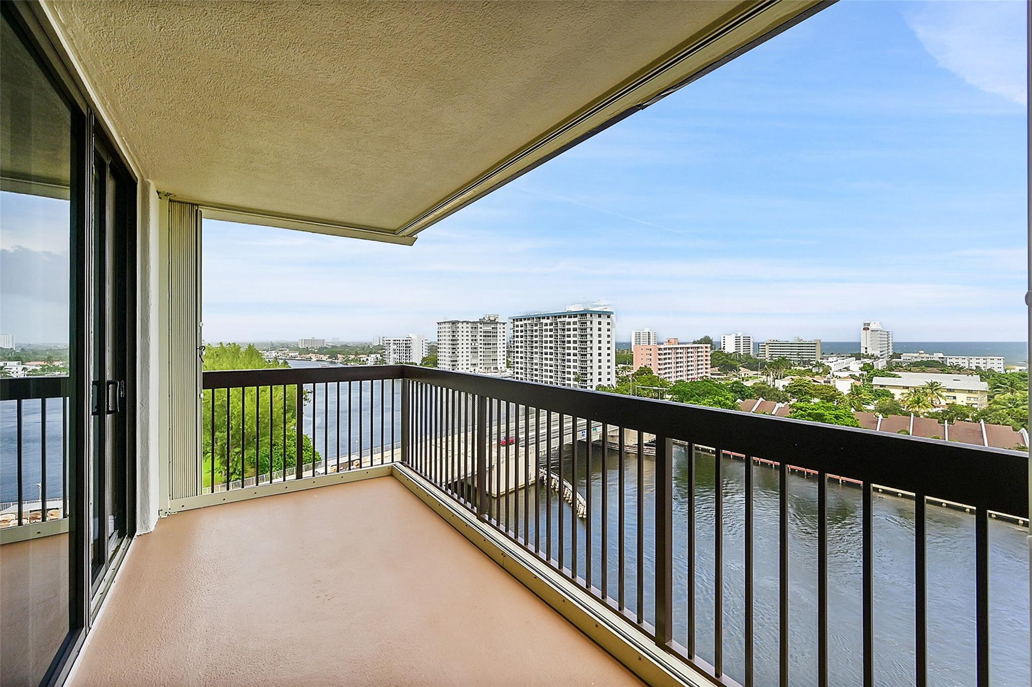 Voyager Condo - Residential