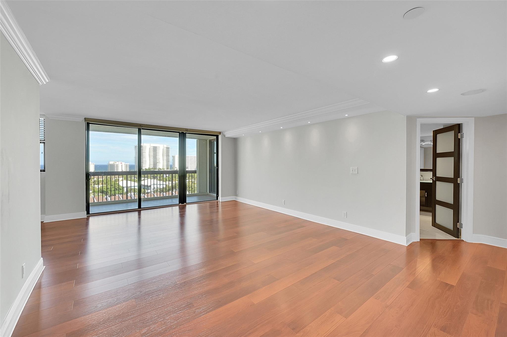 Voyager Condo - Residential